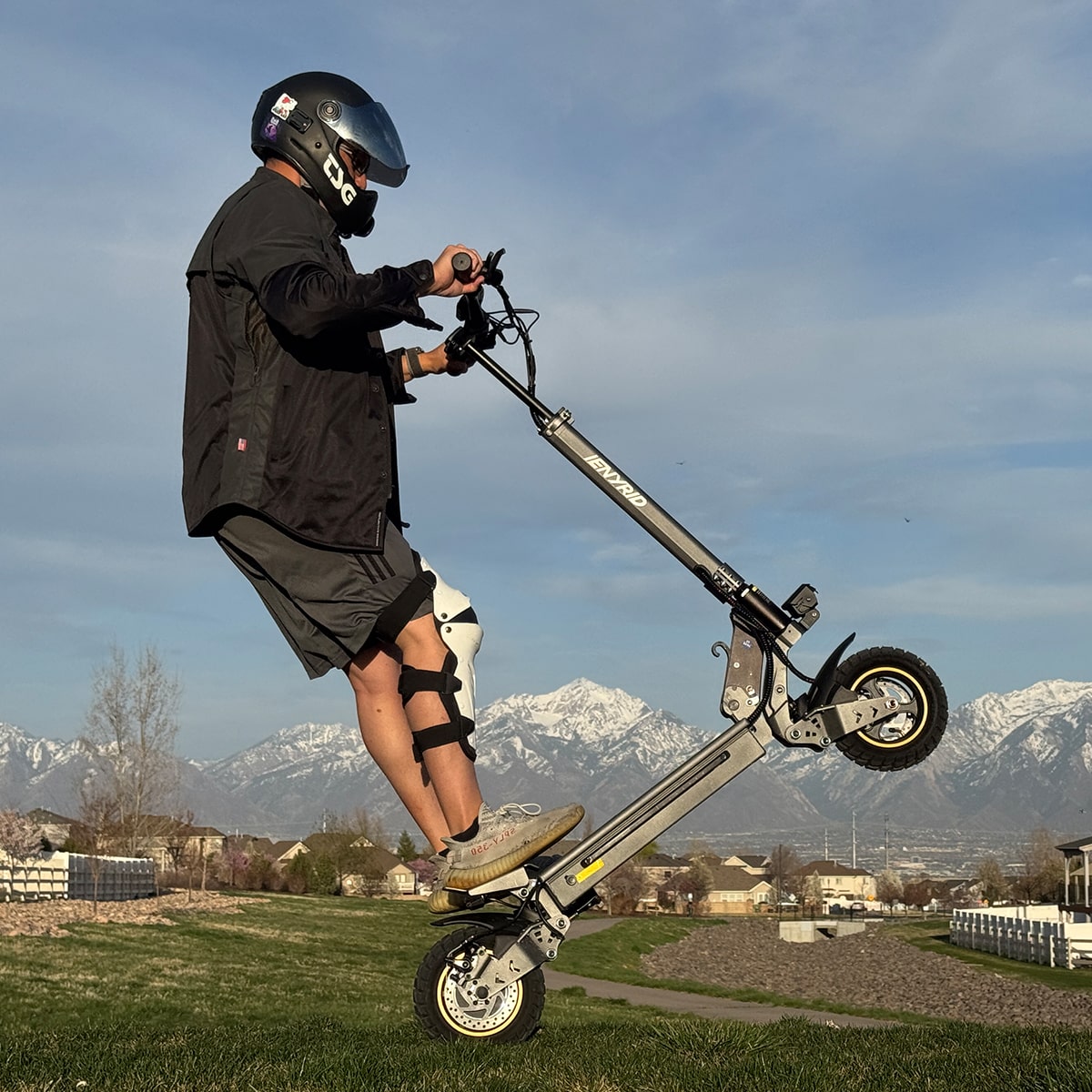 iENYRID S1 700W Electric Scooter for Adults
